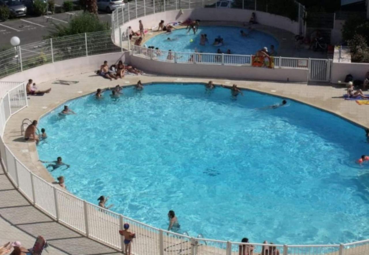 T2 Au Lagon Bleu Piscine/Ascenseur Le Grau-du-Roi Buitenkant foto